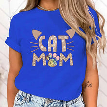 Lade das Bild in den Galerie-Viewer, Cat Mom T-Shirt
