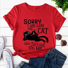 Lade das Bild in den Galerie-Viewer, Sorry I&#39;m Late T-Shirt
