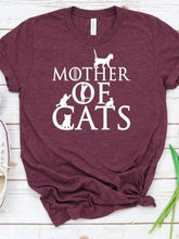 Lade das Bild in den Galerie-Viewer, Mother Of Cats T-Shirt
