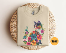 Lade das Bild in den Galerie-Viewer, Floral Cat T-Shirt
